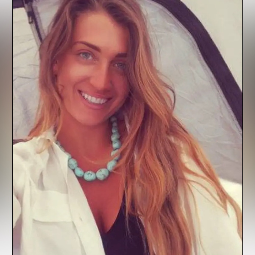 Stunning real turquoise necklace